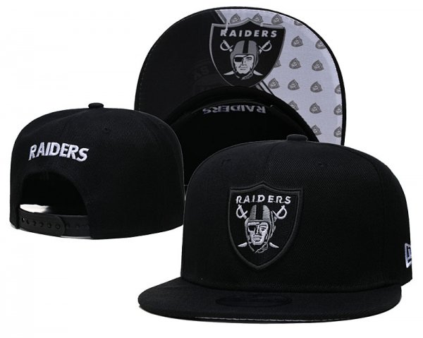 Las Vegas Raiders's black cap